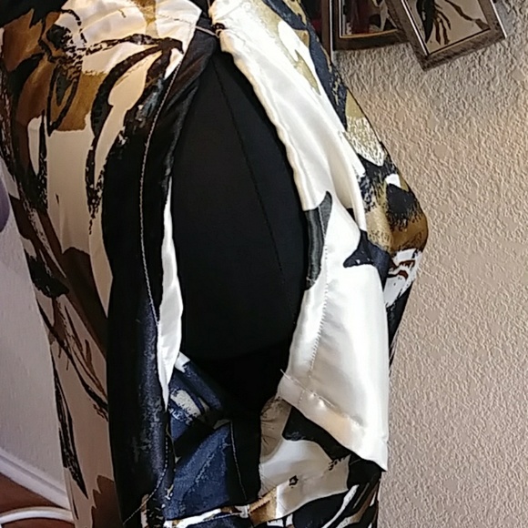 Silk/ Polyester Dress - Picture 2 of 3